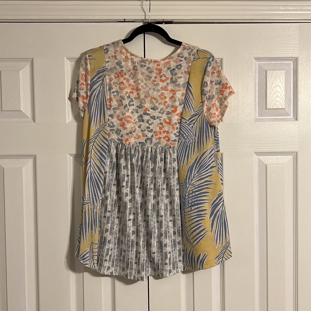 Ces Femme Multi-Pattern Top - Picture 2 of 3